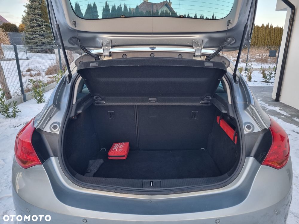 Opel Astra 1.4 Turbo Active - 22