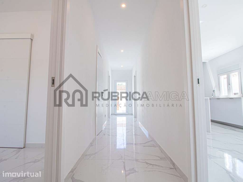 Moradia Algarvia Remodelada com 4.188 m² de Terreno Perto de Almancil - Grande imagem: 5/18