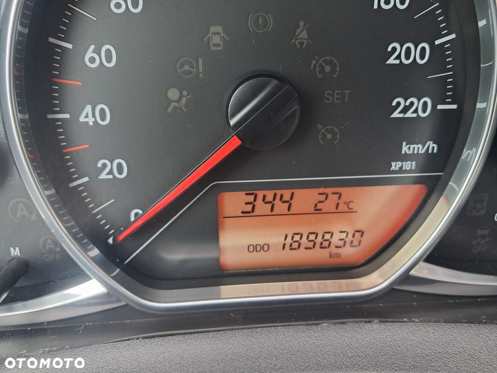Toyota Yaris - 21