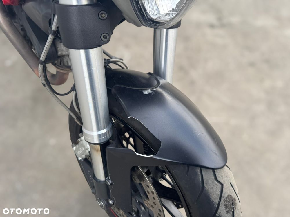 Ducati Monster - 13