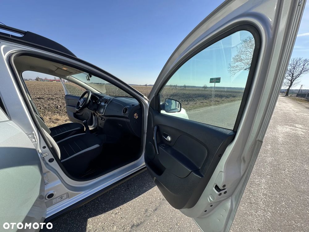 Dacia Sandero Stepway 0.9 TCe Laureate S&S - 25