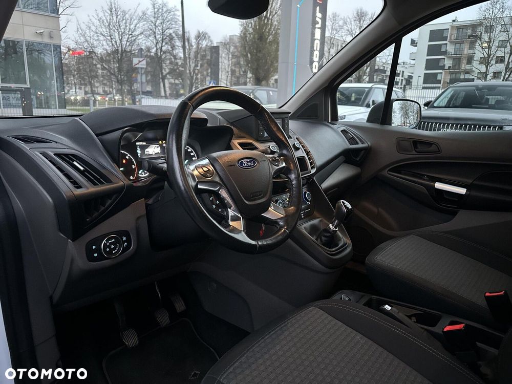Ford Transit Connect - 10
