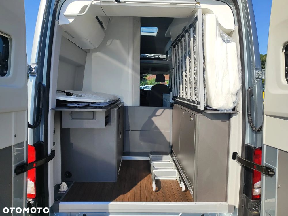 Volkswagen California - 12