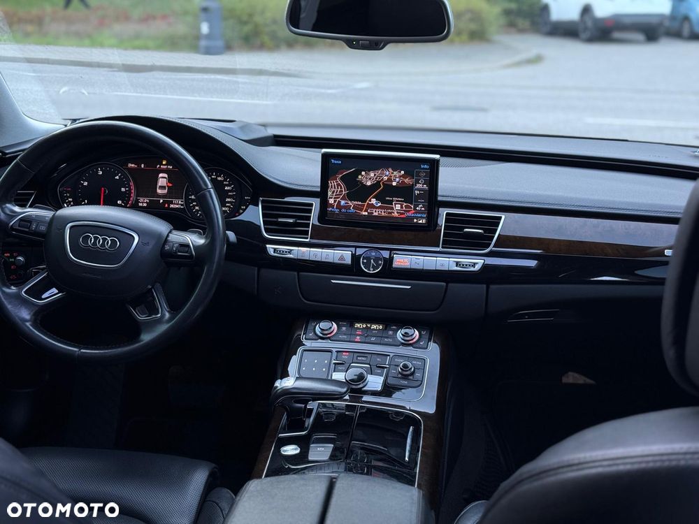 Audi A8 - 17