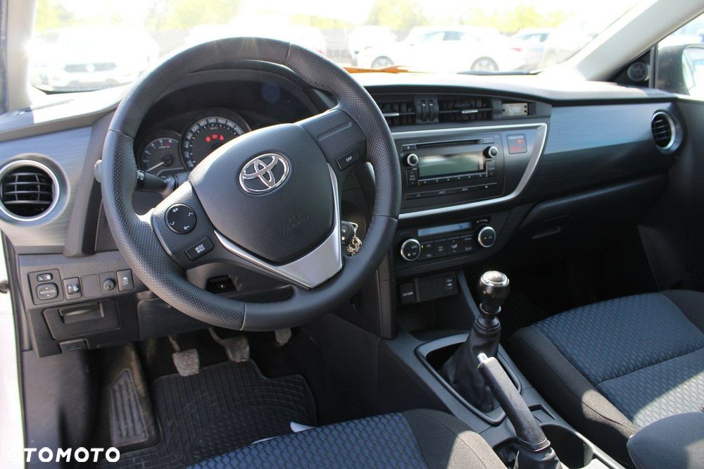 Toyota Auris - 20