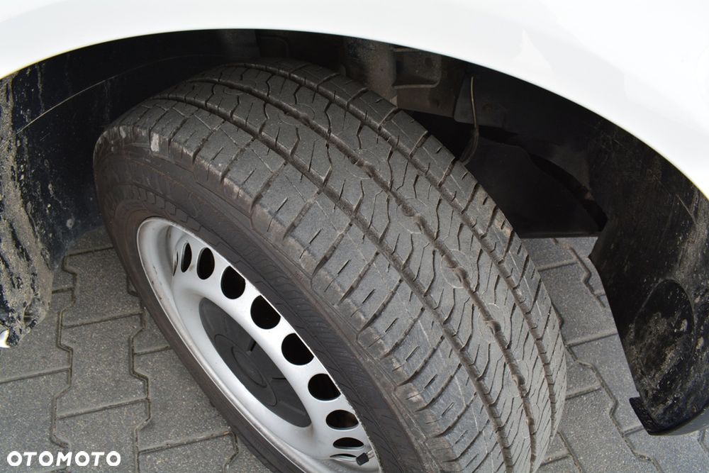 Volkswagen TRANSPORTER T6 DOKA - 18