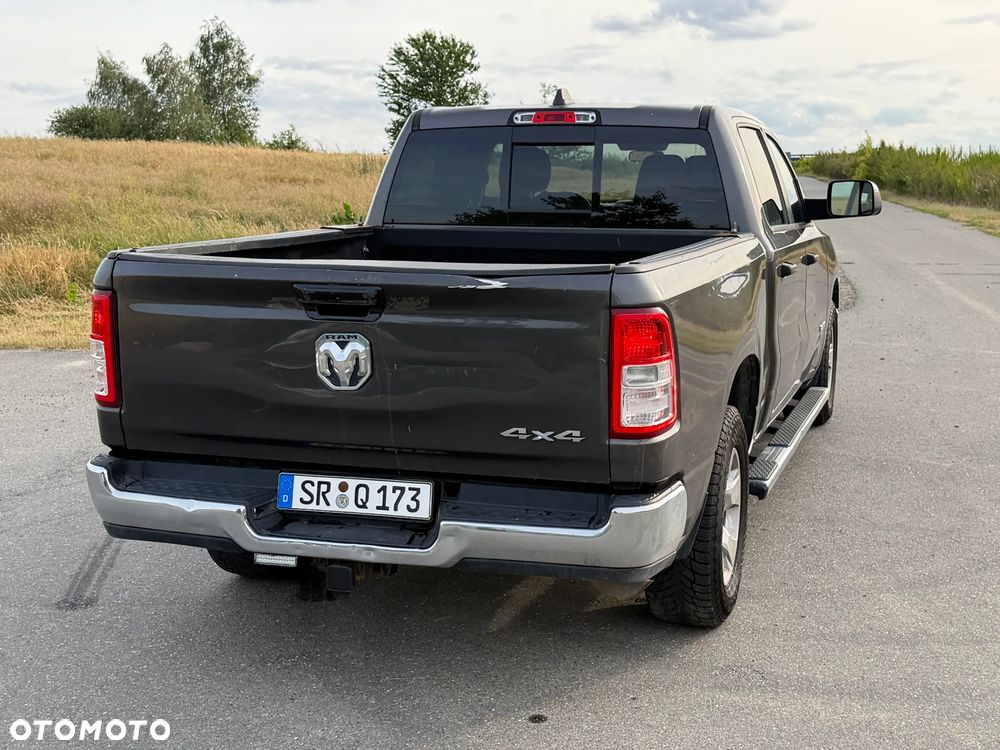 Dodge RAM 5.7 4x4 - 16