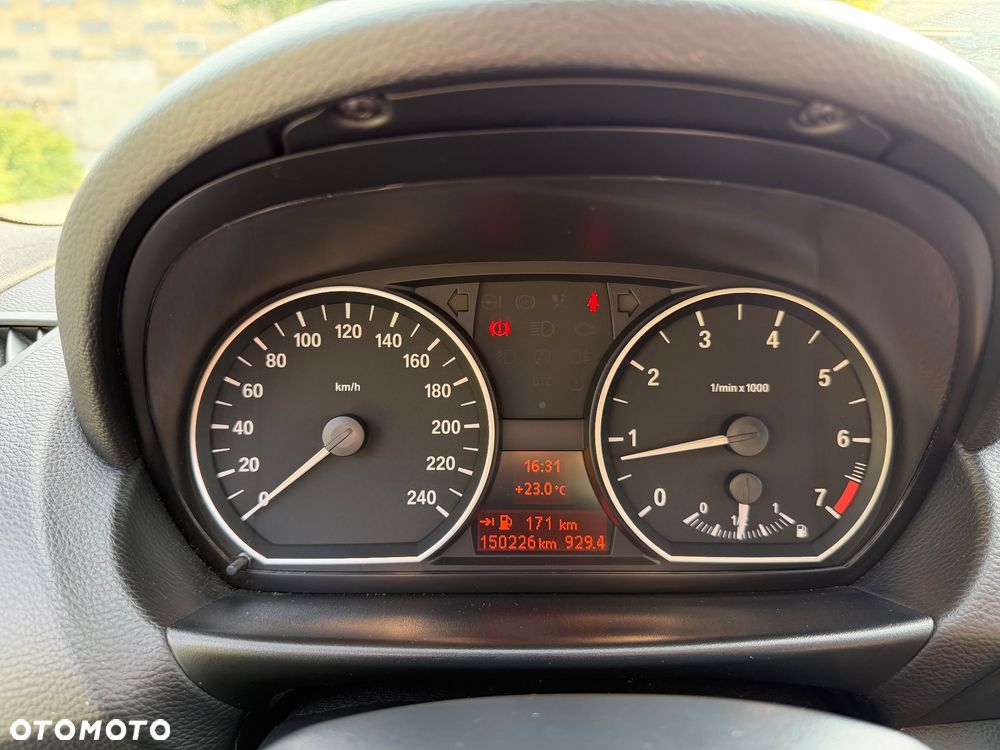 BMW Seria 1 - 10