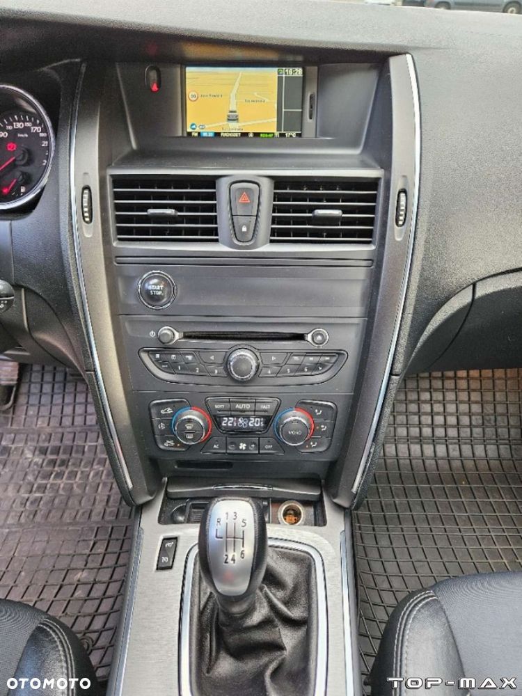 Renault Latitude - 25