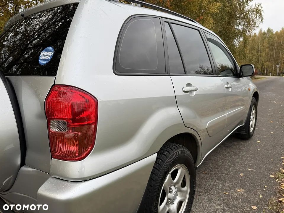 Toyota RAV4 1.8 VVT-i Luna 2WD - 10