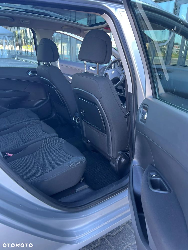Peugeot 308 120 VTi Premium - 14