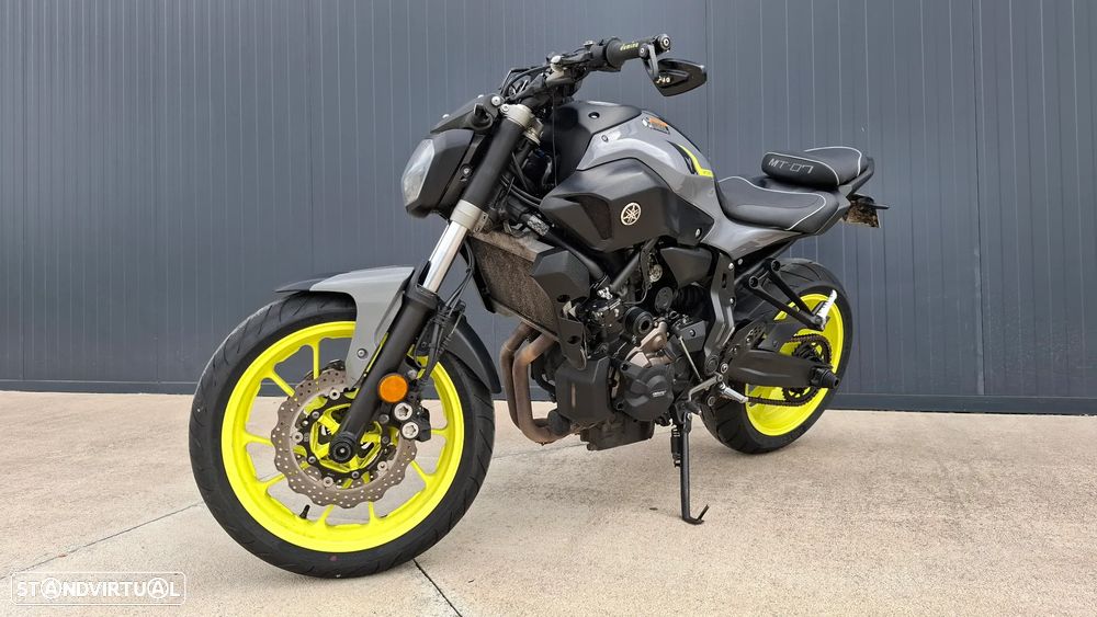 Yamaha MT-07 Nardo Grey 35 kw - 2
