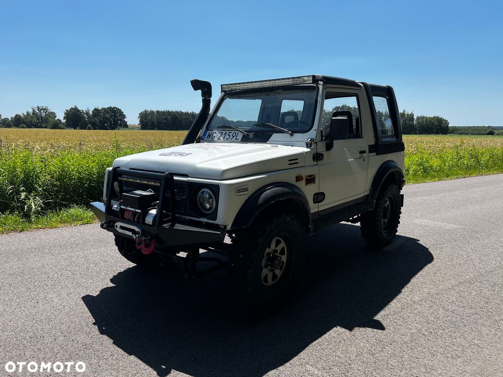 Suzuki Samurai - 2