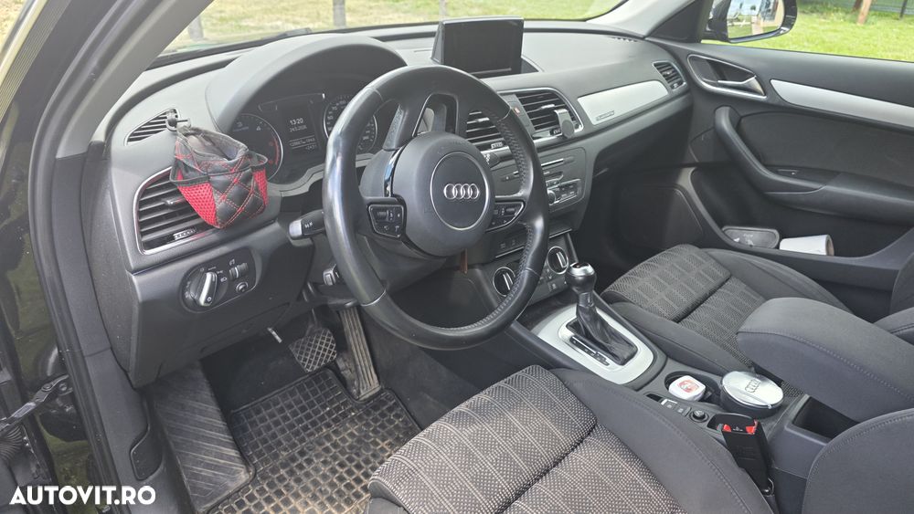 Audi Q3 2.0 TDI Quattro Stronic Sport - 2