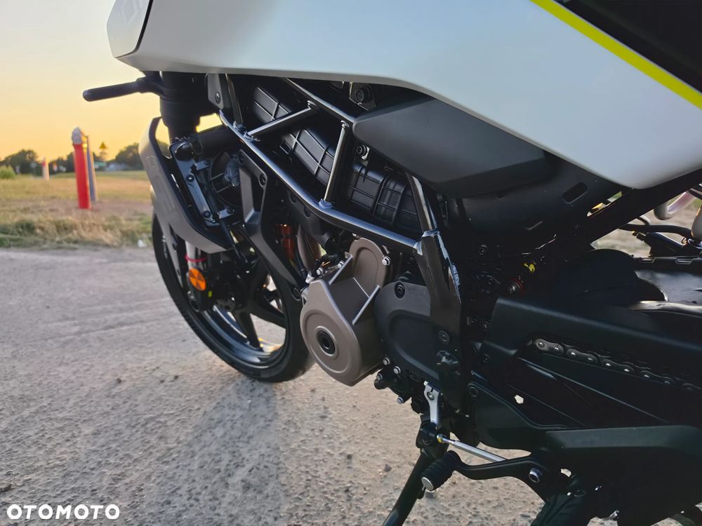 Husqvarna Vitpilen - 12