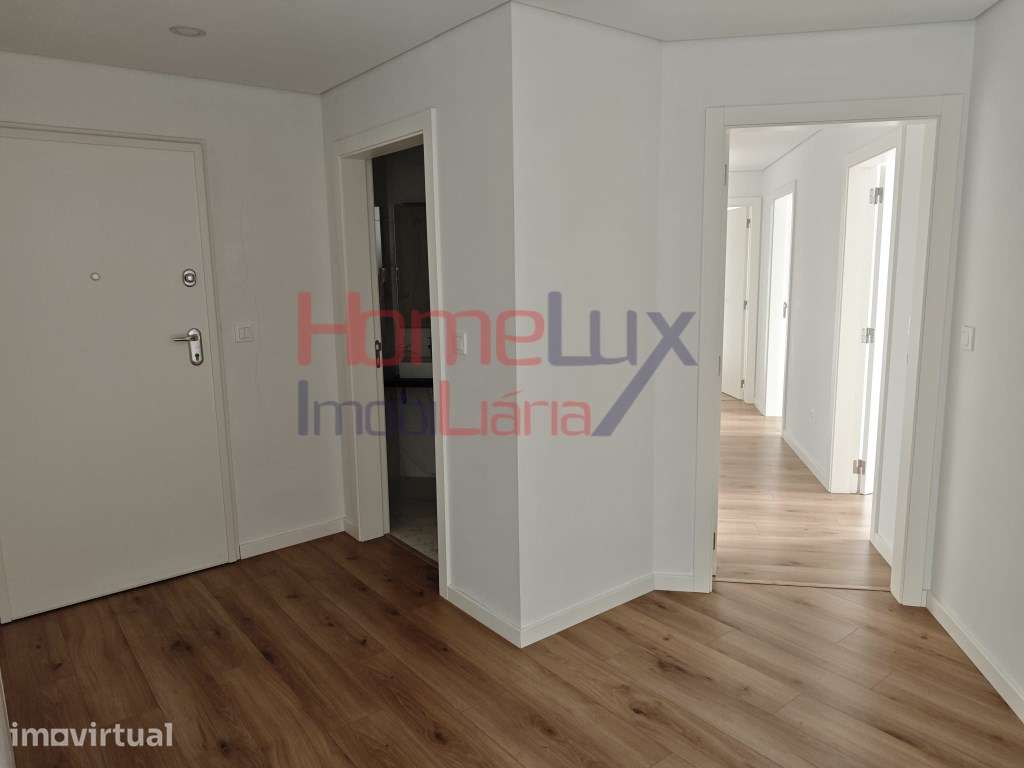 Apartamento T3 no Centro de Tondela | Classe Energética A - Grande imagem: 2/11