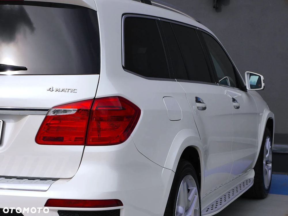 Mercedes-Benz GL 500 4-Matic - 36