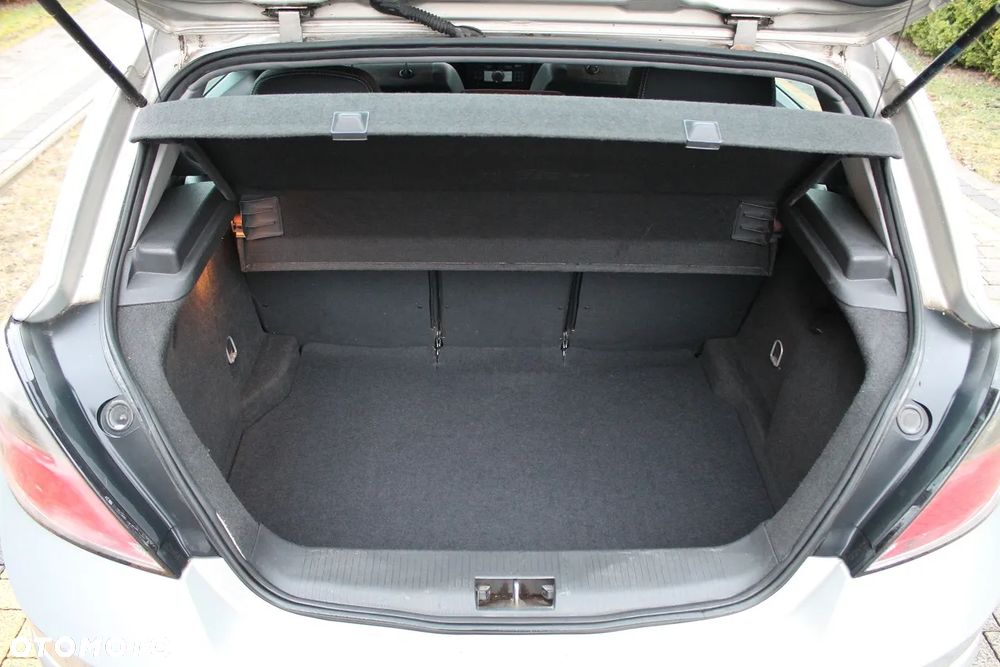 Opel Astra 1.7 CDTI DPF Innovation 110 Jahre - 18