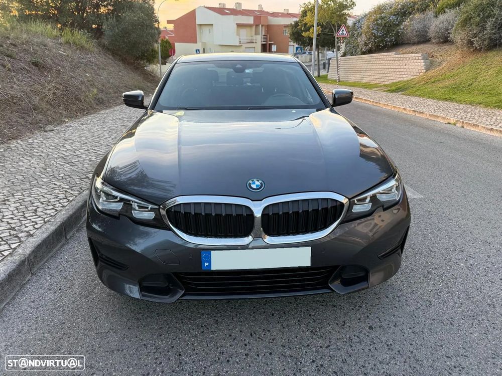BMW 320 - 6