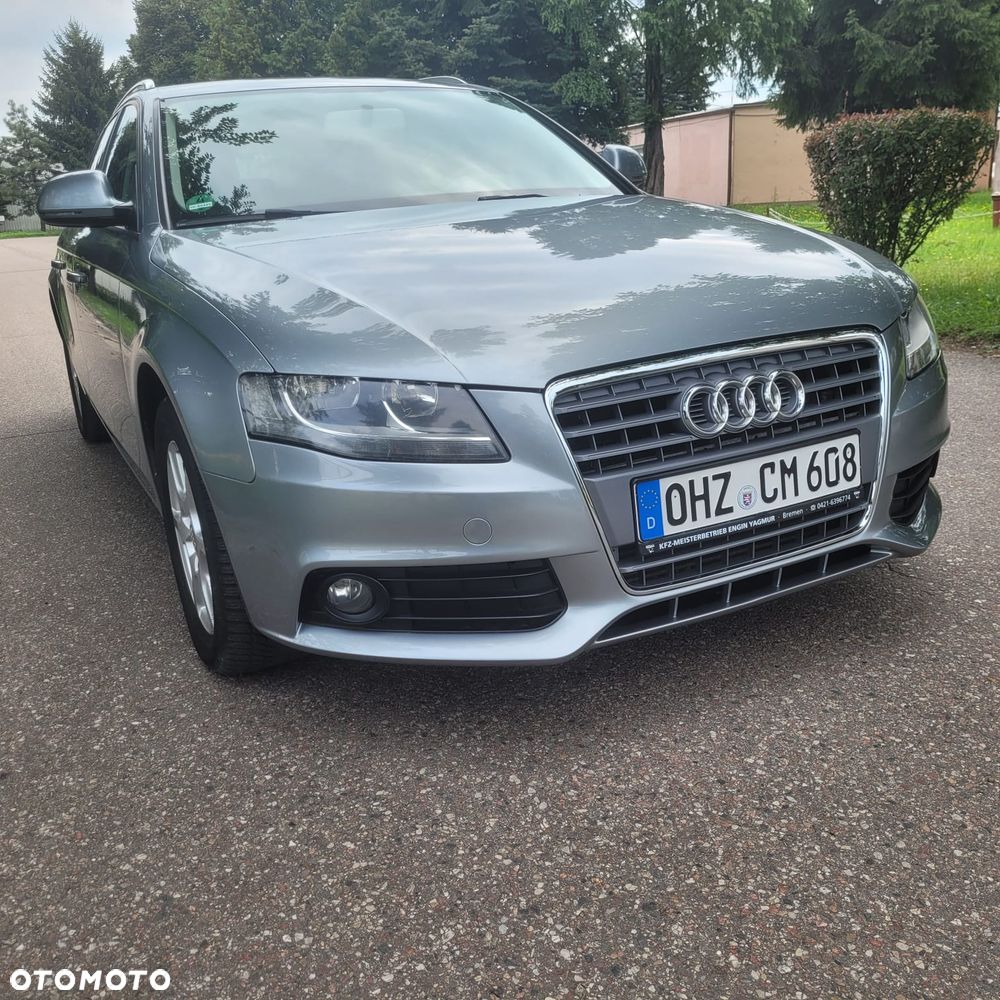 Audi A4 Avant - 4