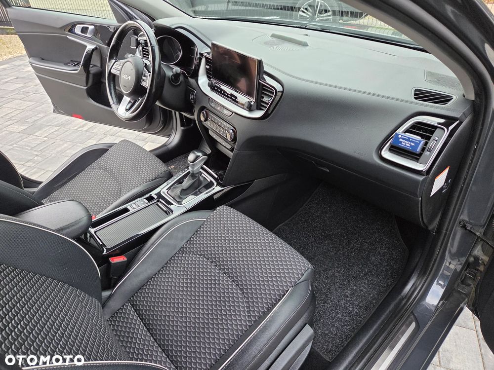 Kia Ceed 1.6 GDI DCT OPF Inspiration - 23