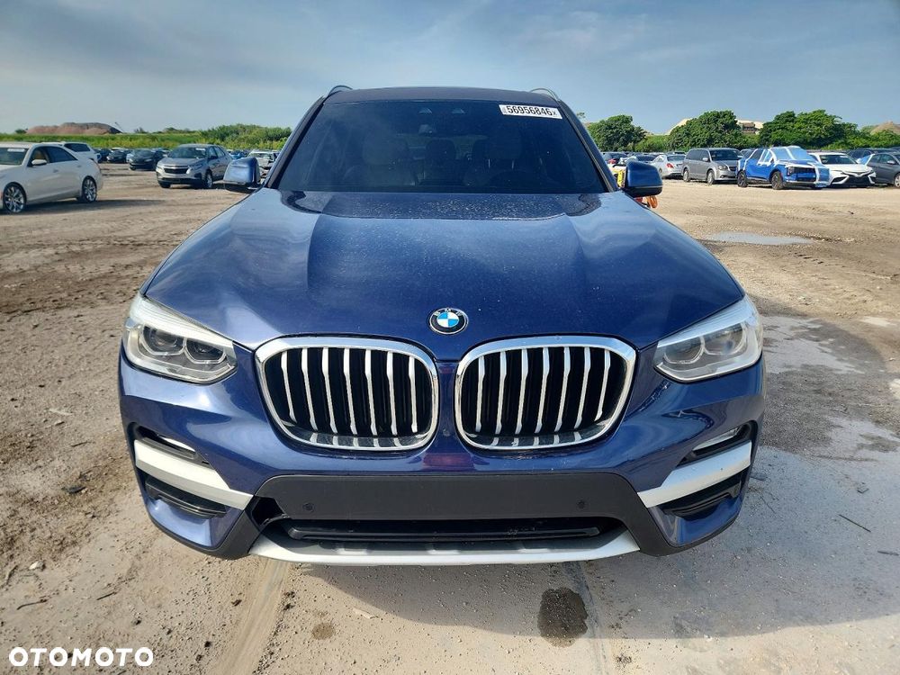 BMW X3 xDrive30i Luxury Line - 6
