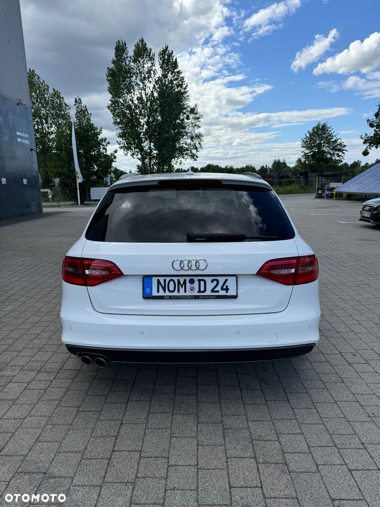 Audi A4 Avant 2.0 TDI DPF clean diesel quattro S line Sportpaket - 6
