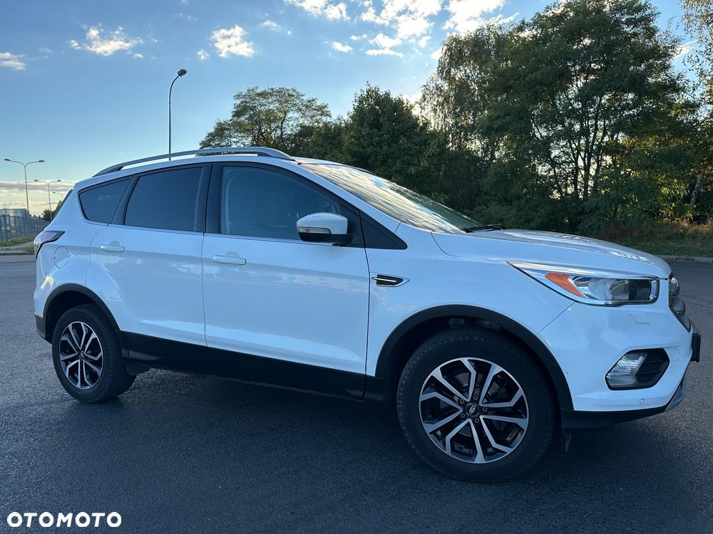 Ford Kuga - 2