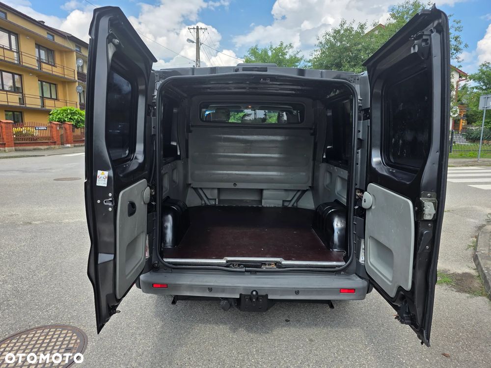 Renault Trafic - 26