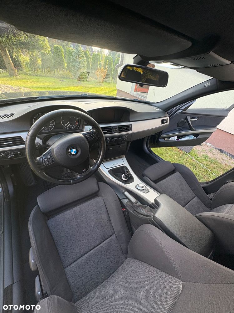 BMW Seria 3 320d - 8
