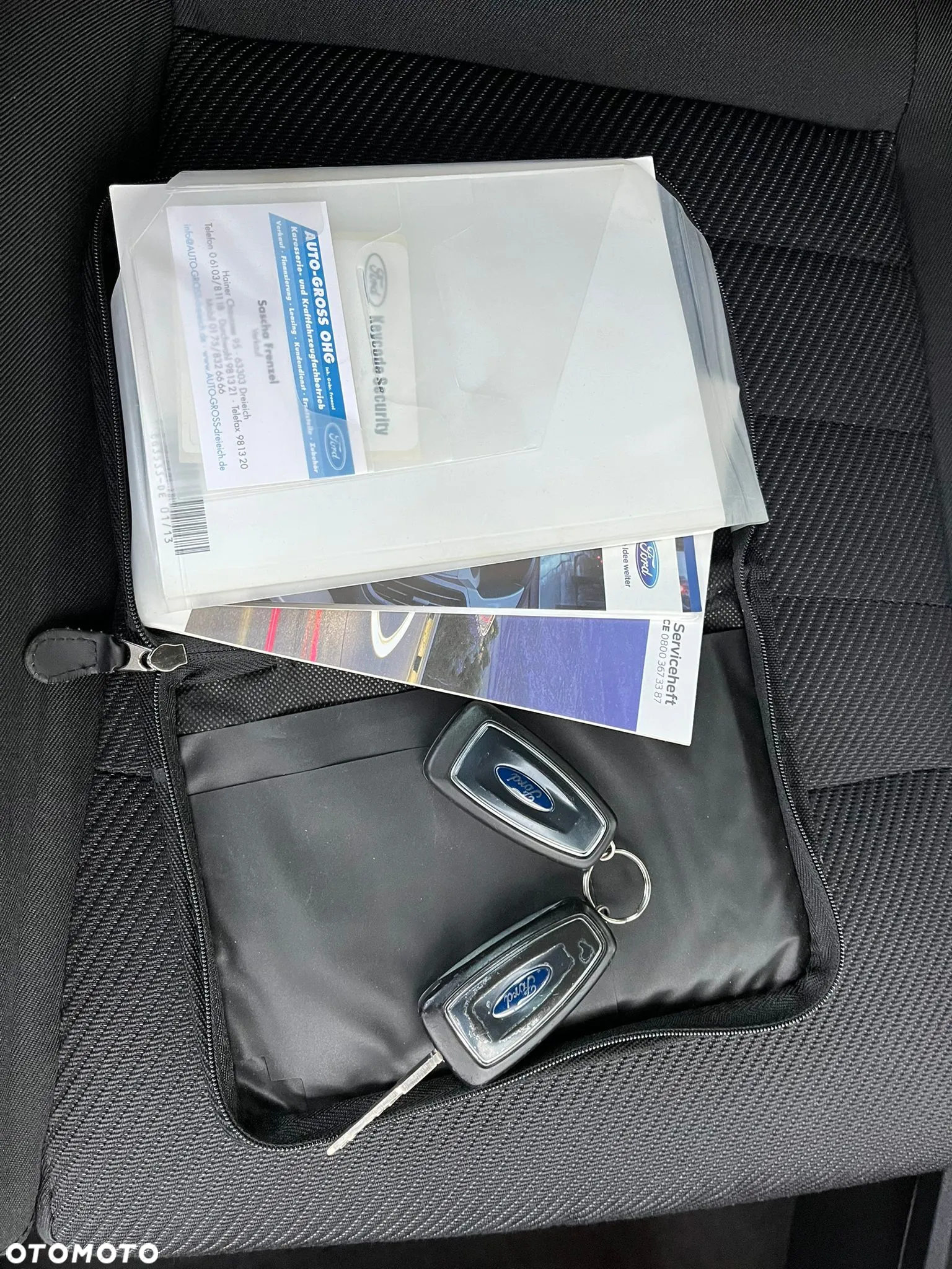 Ford S-Max 2.0 TDCi DPF Titanium - 12