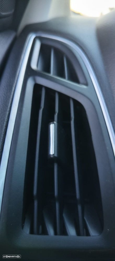 Ford Focus SW 1.6 TDCi Titanium - 19