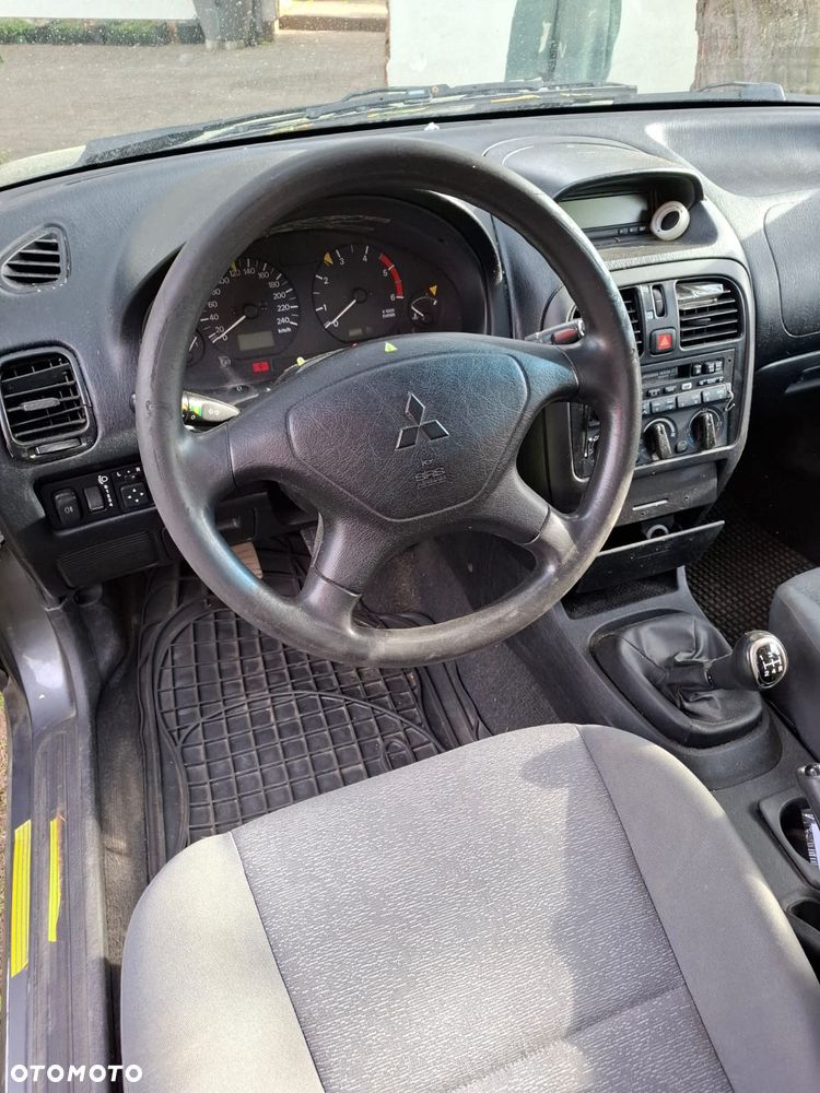 Mitsubishi Carisma 1.9 DID MP Comfort - 8