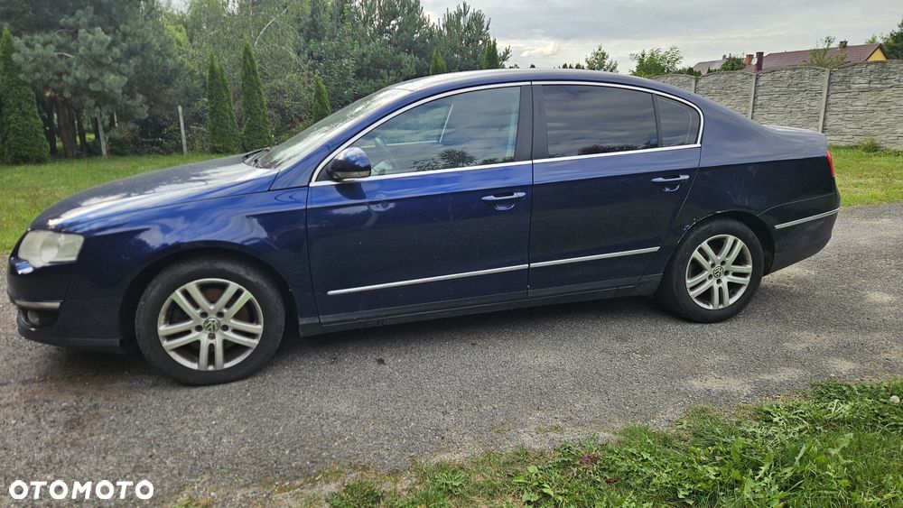 Volkswagen Passat - 5