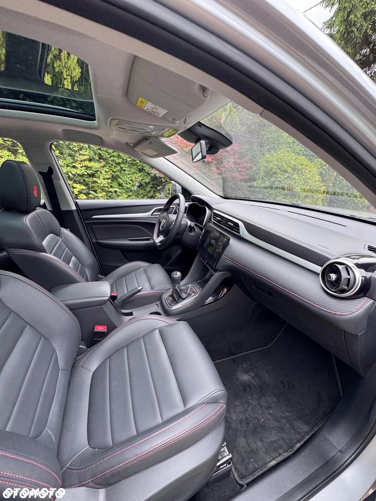 MG ZS ICE 1.5 VTI-tech Luxury - 17