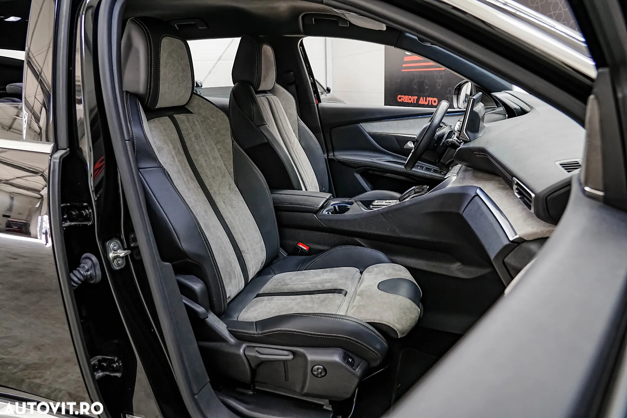 Peugeot 3008 PHEV EAT8 GT Pack - 10