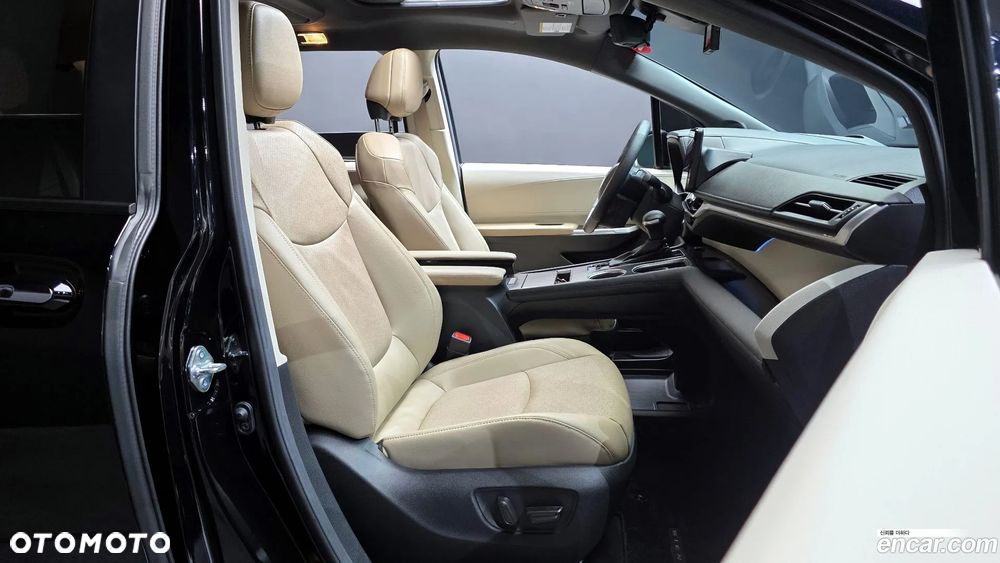 Toyota Sienna - 26