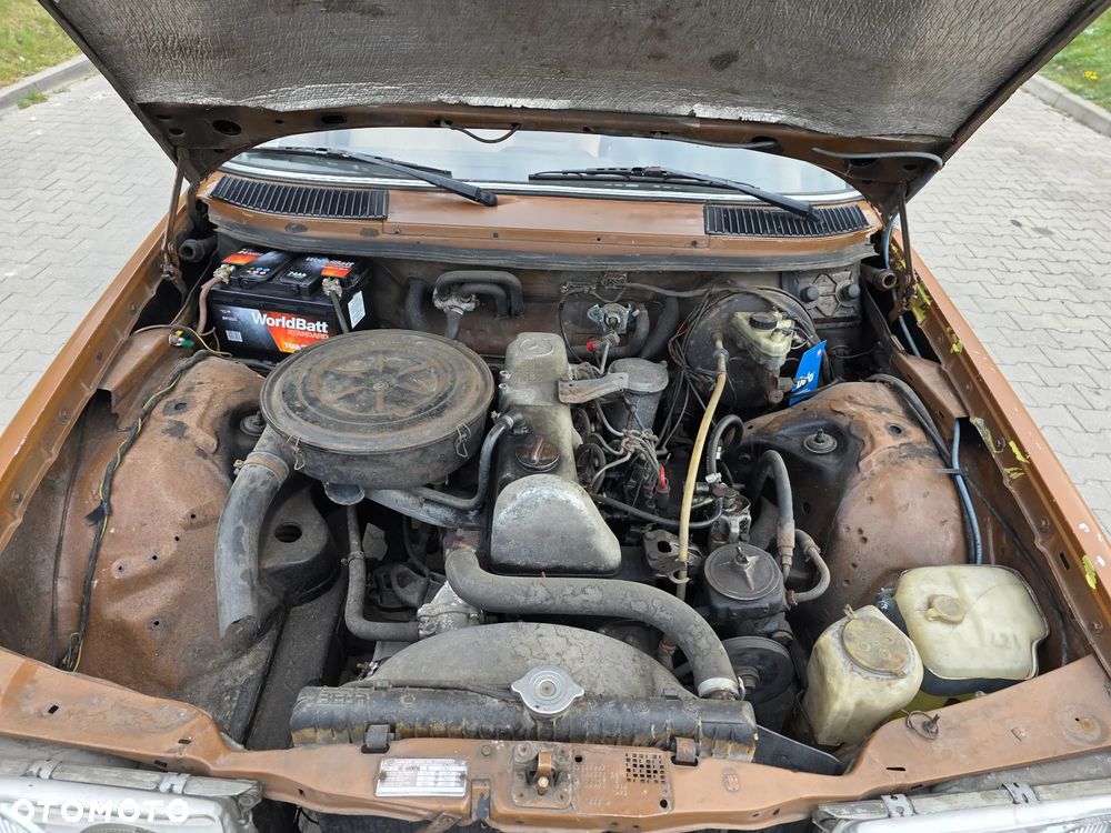 Mercedes-Benz W123 - 10