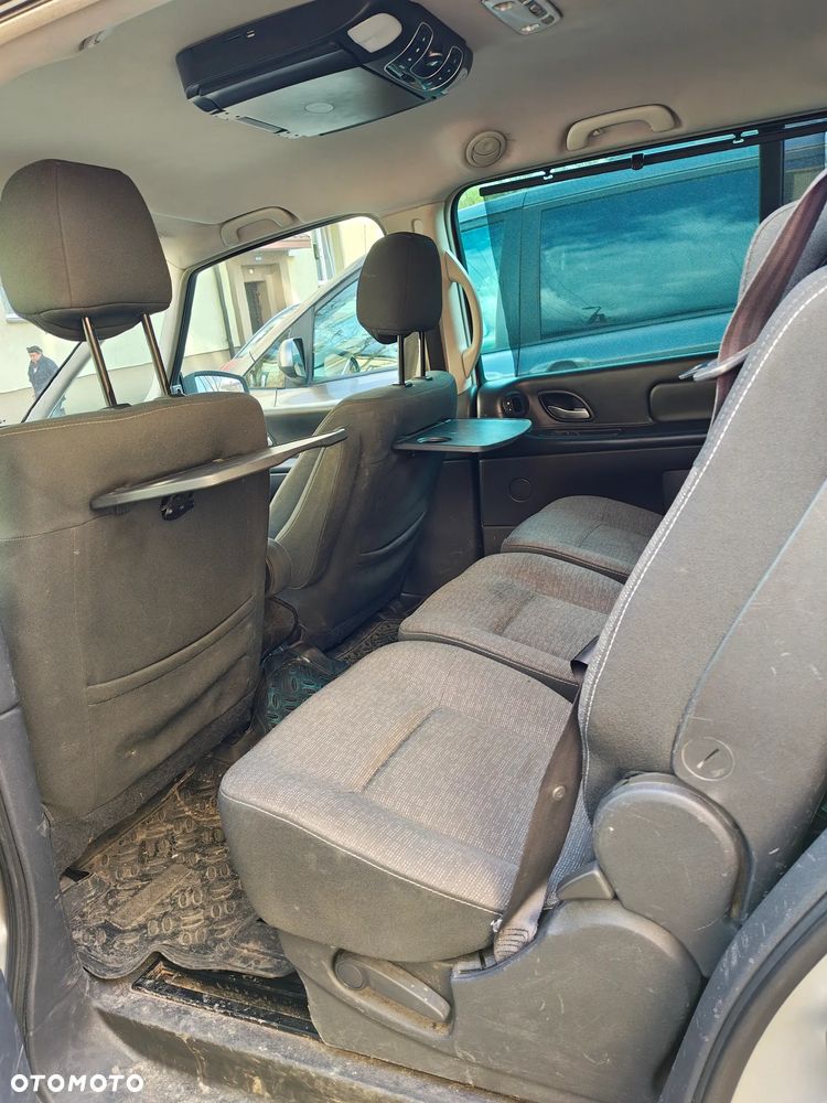 Renault Grand Espace 2.0 dCi FAP Initiale - 24