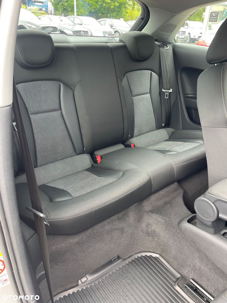 Audi A1 3-drzwiowe 1.2 TFSI S line edition - 11
