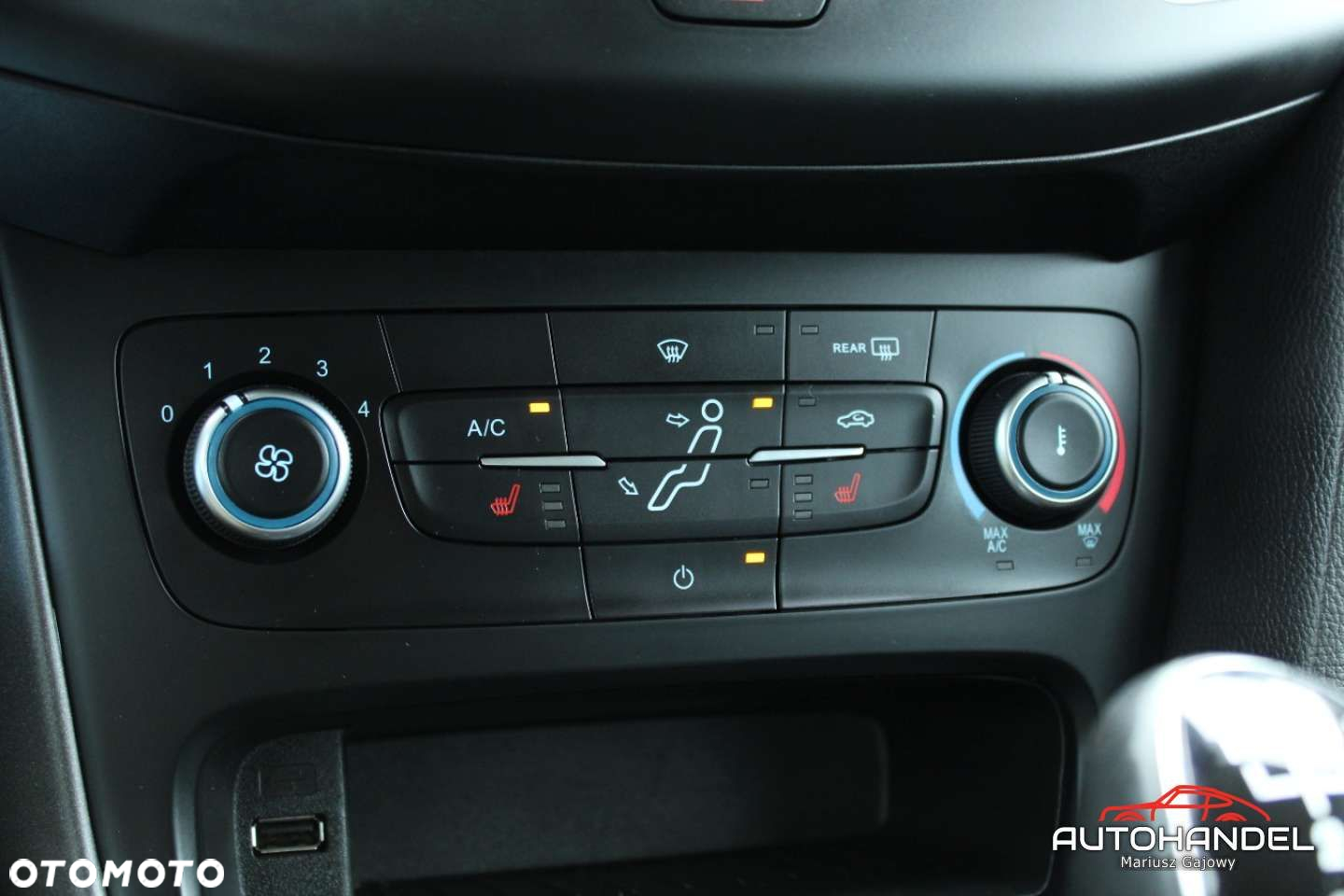 Ford Focus - 13