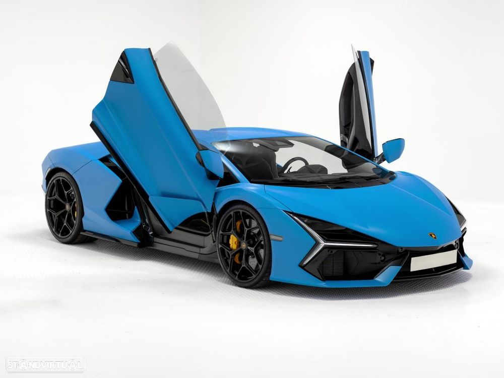 Lamborghini Revuelto - 2