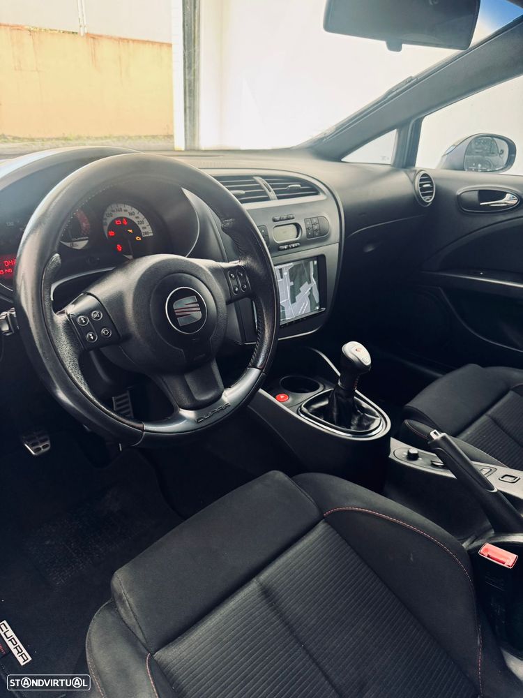 SEAT Leon 2.0 TFSi Cupra - 8