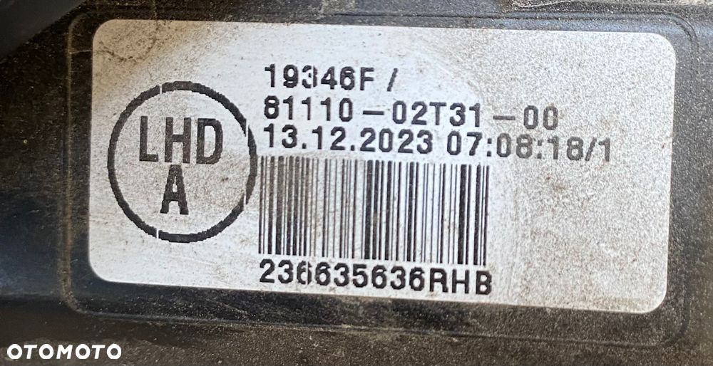 TOYOTA COROLLA E21 E 21 SEDAN KOMPLET LAMP PRZEDNICH LAMPY REFLEKTORY PRZEDNIE LAMPA PRZEDNIA LEWA PRAWA REFLEKTOR PRZEDNI LEWY PRAWY PRZÓD EUROPA  8110-02T31-00  81110-02T31  81150-02T31  81150-02T31-00  E210 E 210 - 11