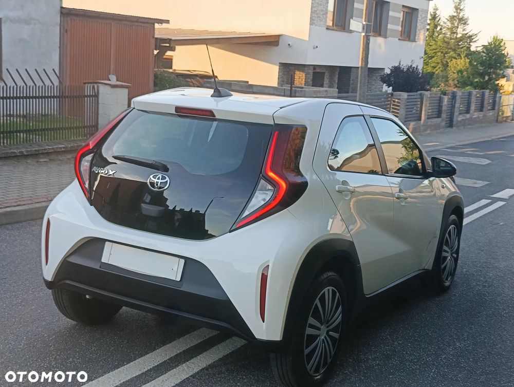 Toyota Aygo X S-CVT Air JBL - 1