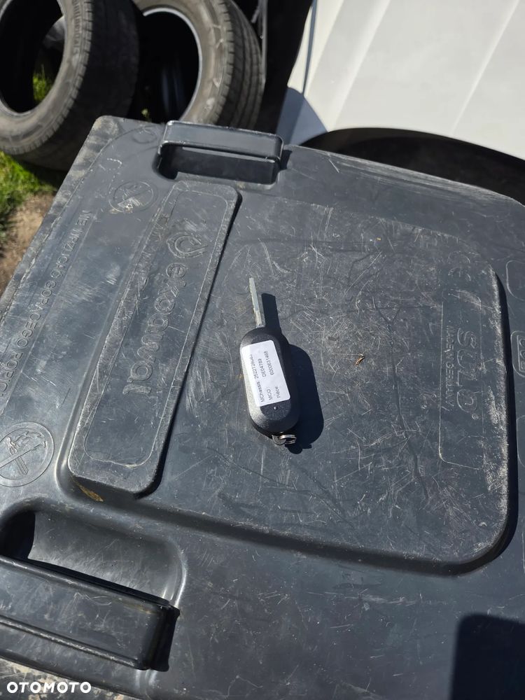 kluczyk pilot Fiat Ducato III Citroën Jumper II Peugeot Boxer II Opel Movano C 6000631468 - 2