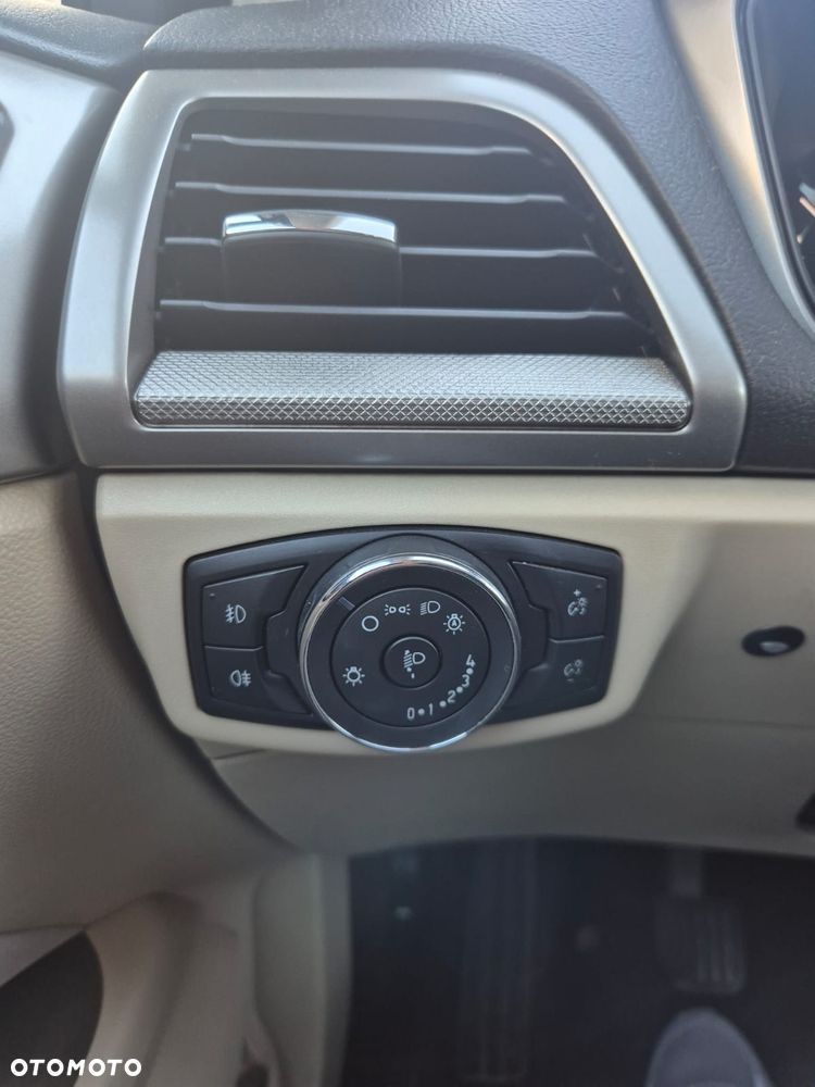 Ford Mondeo 1.5 EcoBoost Gold X (Trend) - 17