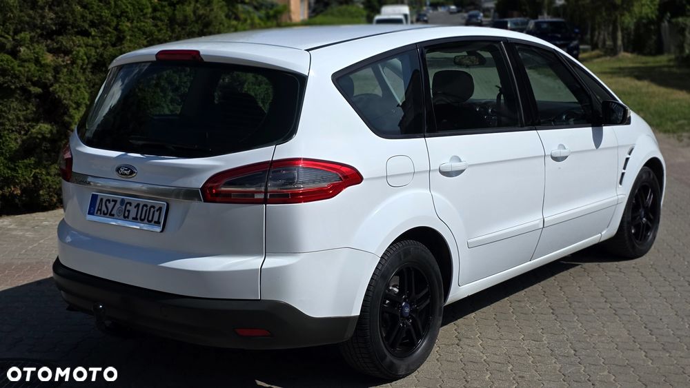 Ford S-Max - 8