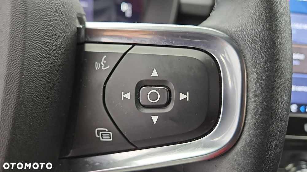 Volvo XC 40 82kWh Recharge Twin AWD Plus - 16