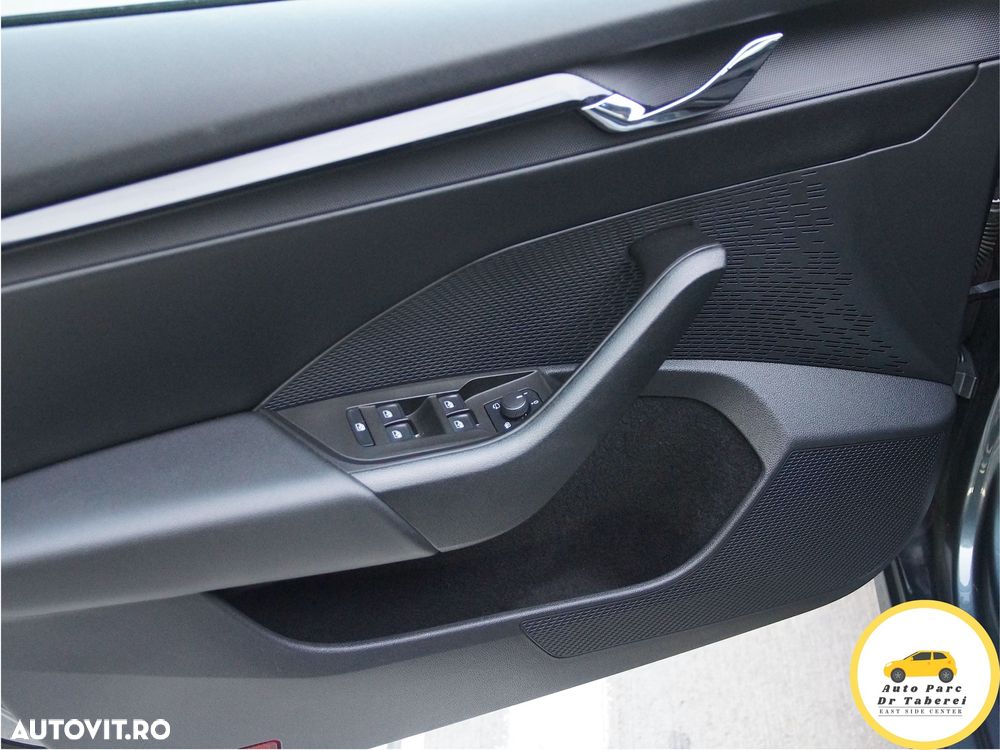 Skoda Octavia Combi Diesel 2.0 TDI DSG Style - 36